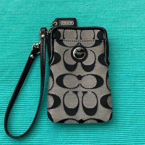 NWOT Coach Black Signature Jacquard Small Zip Top Card Holder Wristlet